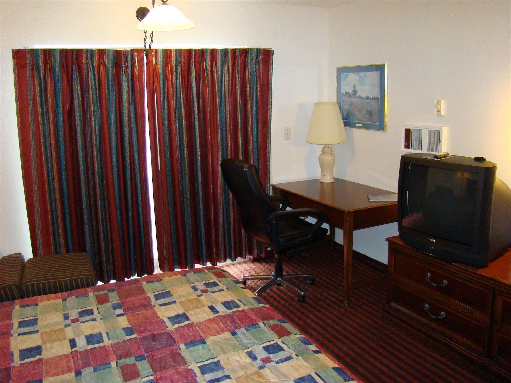 Oyo Ocean Breeze Hotel At Lincoln City Bagian luar foto
